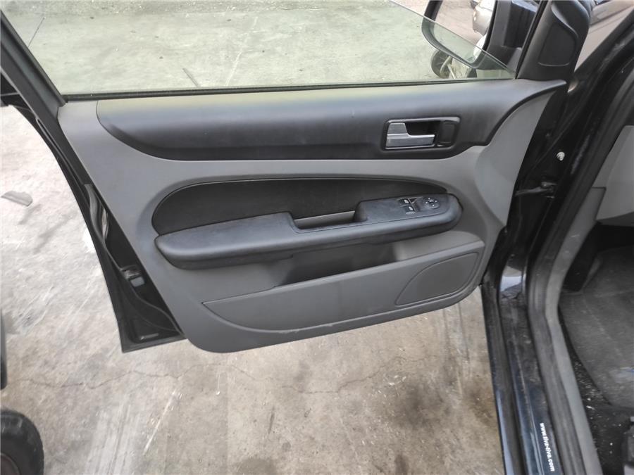 panel puerta delantera izquierda ford focus lim. 1.6 tdci (109 cv)