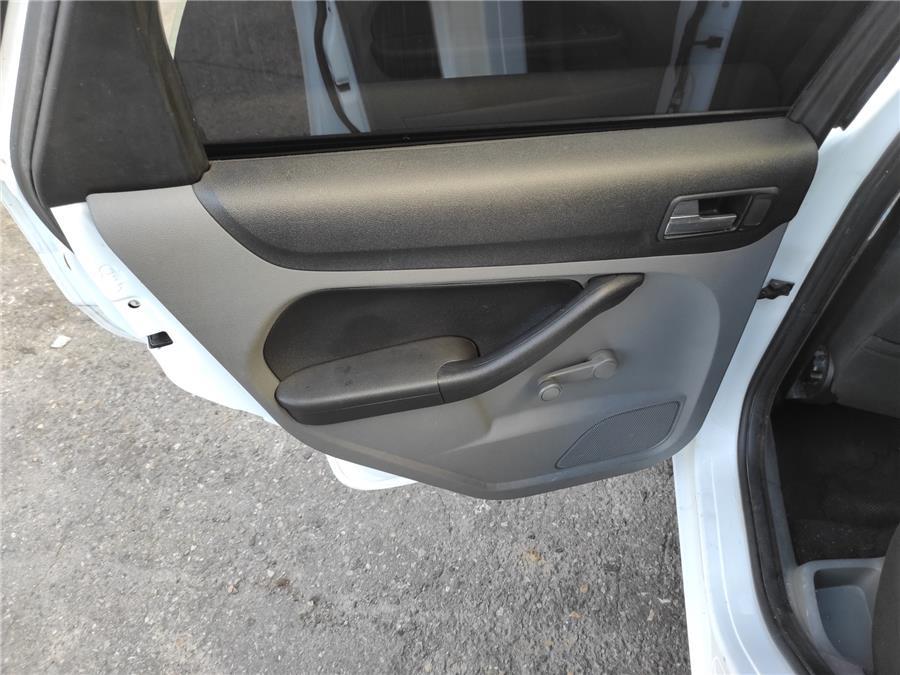 panel puerta trasera izquierda ford focus turnier 1.6 tdci (90 cv)
