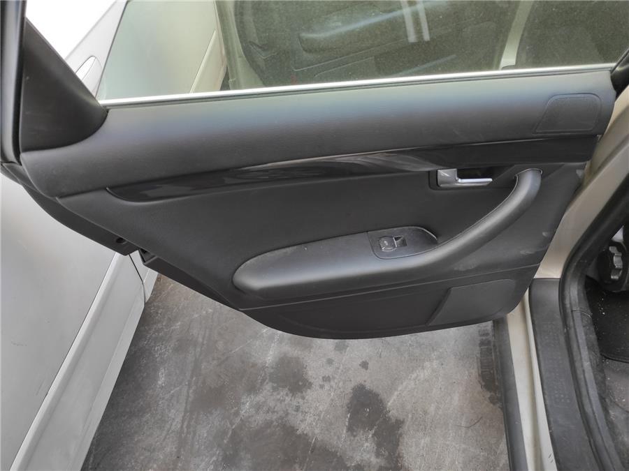 panel puerta trasera izquierda audi a4 berlina 1.8 20v turbo (163 cv)