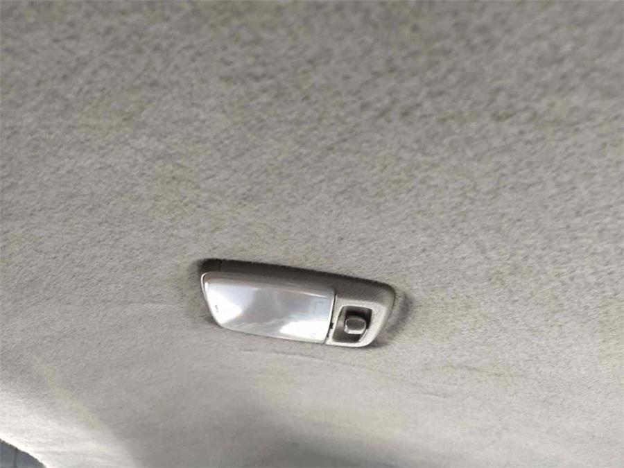 luz de techo interior nissan vanette cargo autobús 2.3 d 75cv 2283cc