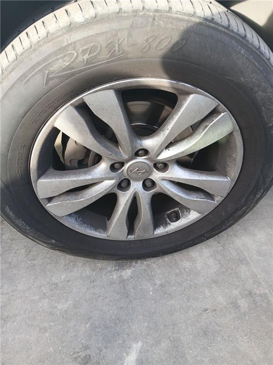 llanta delantera derecha hyundai 3.0