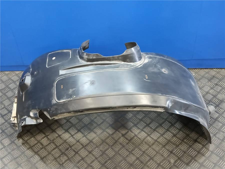 plastico paso rueda delantero izquierdo ford focus lim. (cb8) 1.6 tdci cat
