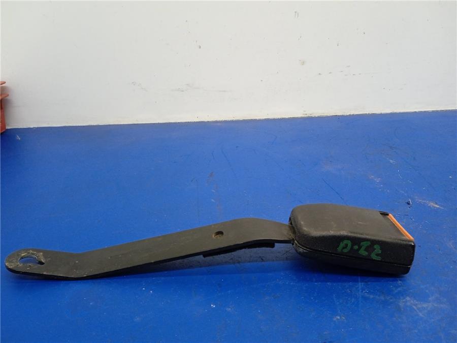 enganche cinturon delantero izquierdo seat inca (6k9) 1.9 d clx familiar 1y