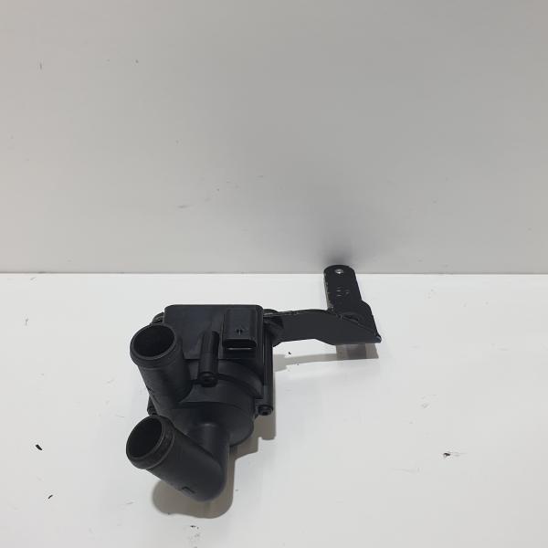 bomba de agua adicional volkswagen golf 6 2012 2.0 tdi 140cv 5n0965561 70171308 tipo m cba