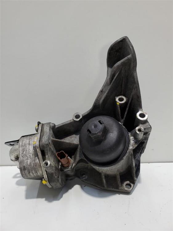 soporte filtro de aceite con enfriador jaguar xf 2013