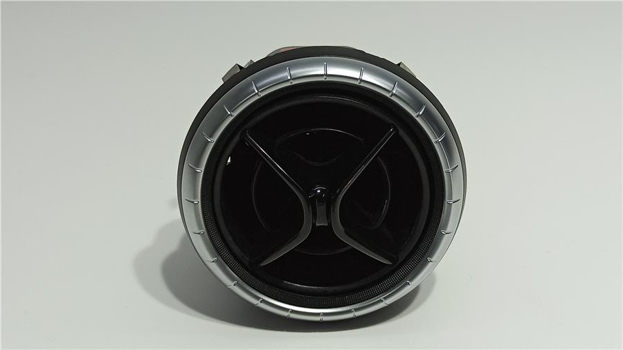 aireador delantero derecho mercedes-benz clase cla (w117) cla 200 cdi (117.308)