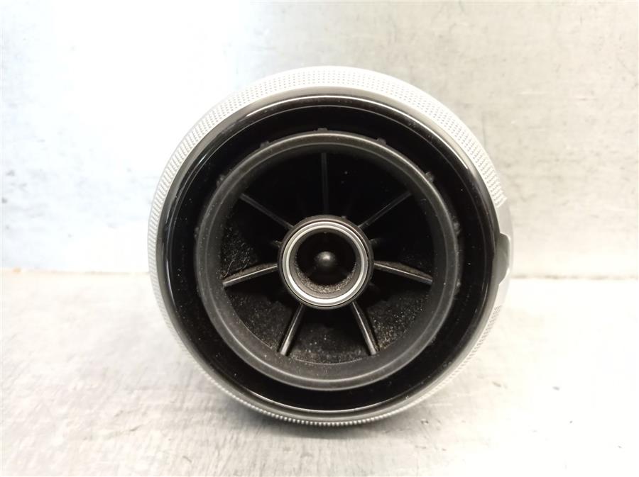 aireador lateral derecho audi a3 limousine (8vs, 8vm) 1.6 tdi