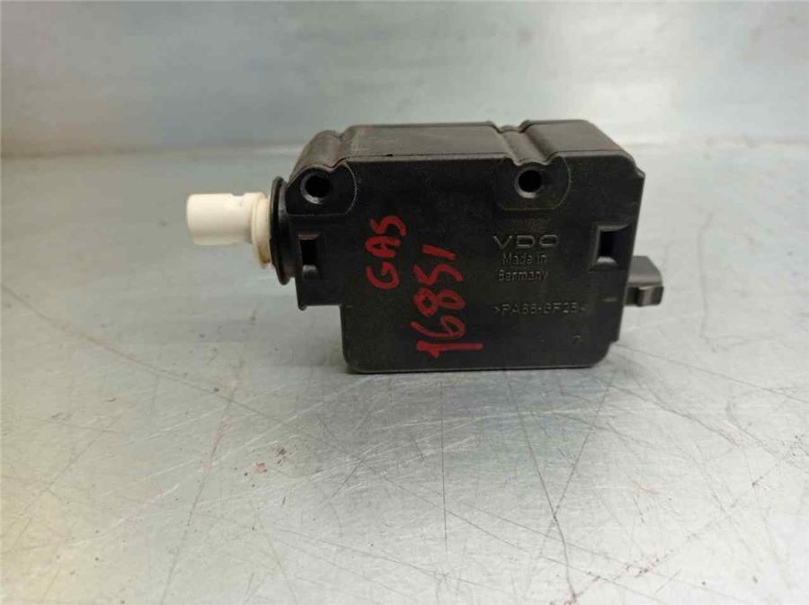 motor tapa deposito combustible land rover discovery 2.7 td v6 cat