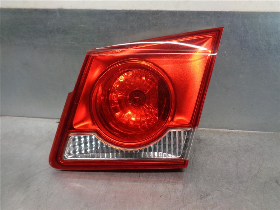 piloto trasero porton derecho chevrolet cruze 1.8 cat