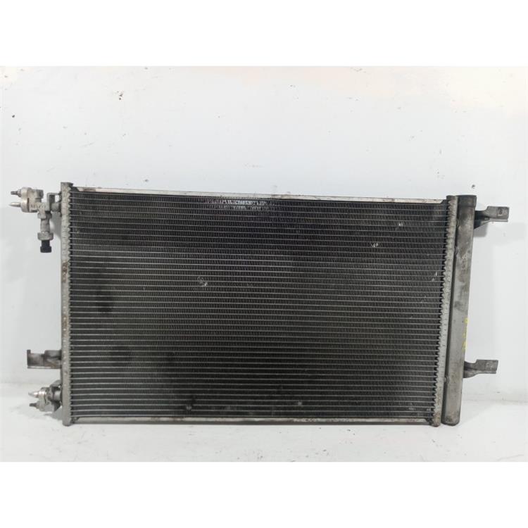 condensador / radiador aire acondicionado chevrolet cruze lt f18d4