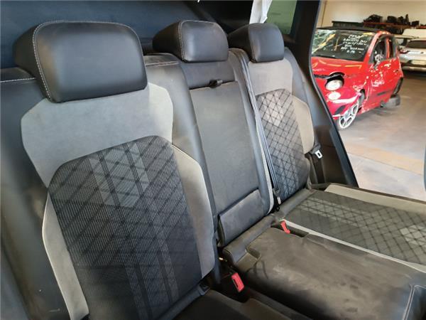 juego de asientos traseros de volkswagen tiguan r-line, año 2021