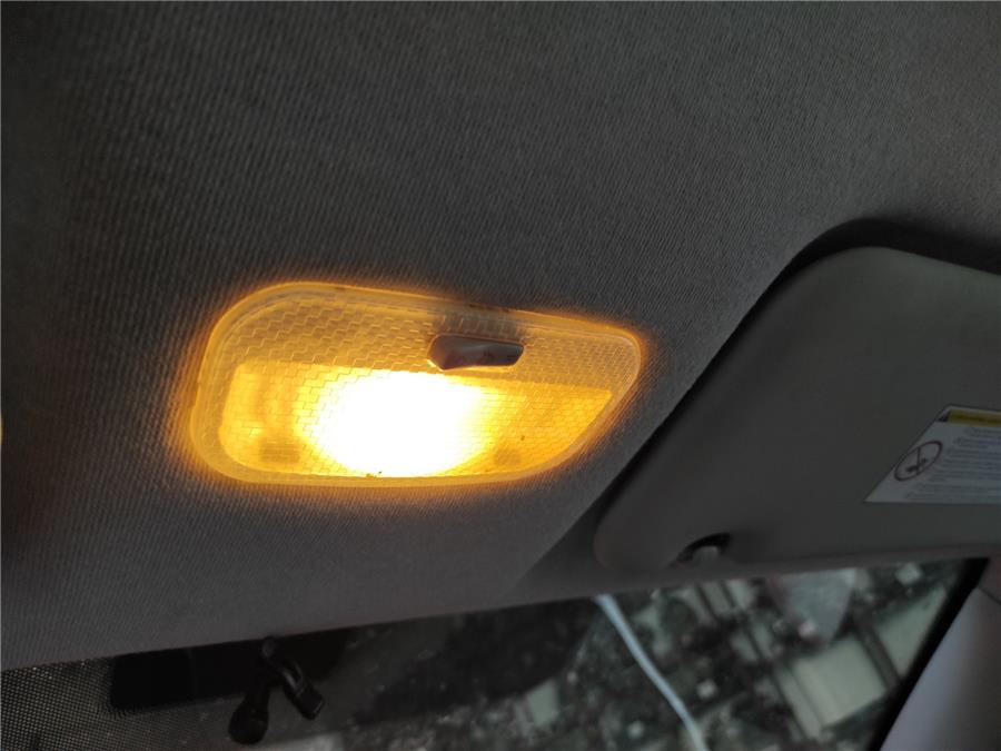 luz interior techo peugeot  