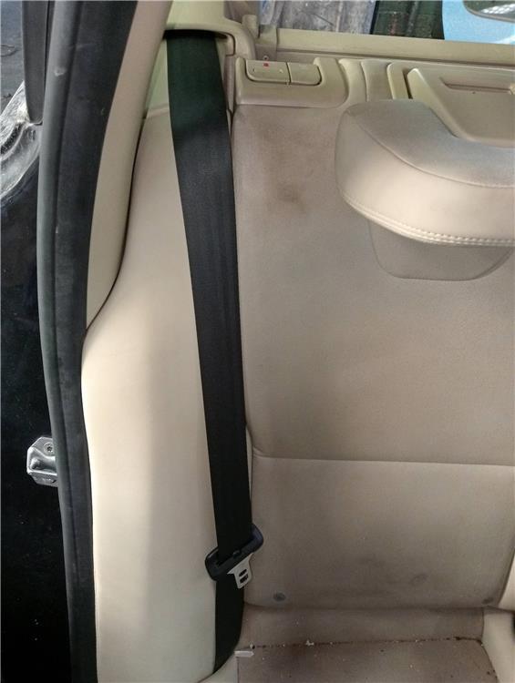 cinturon seguridad trasero derecho volvo xc60 2.0 d (181 cv)