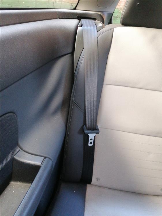 cinturon seguridad trasero derecho volvo c30 2.4 20v d (180 cv)