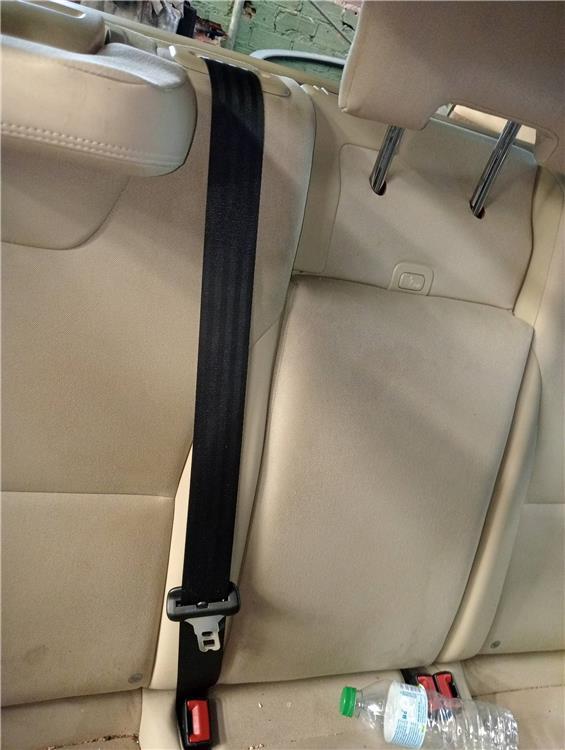 cinturon seguridad trasero central volvo xc60 2.0 d (181 cv)