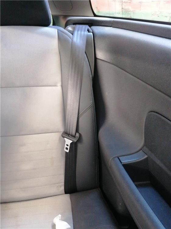 cinturon seguridad trasero izquierdo volvo c30 2.4 20v d (180 cv)