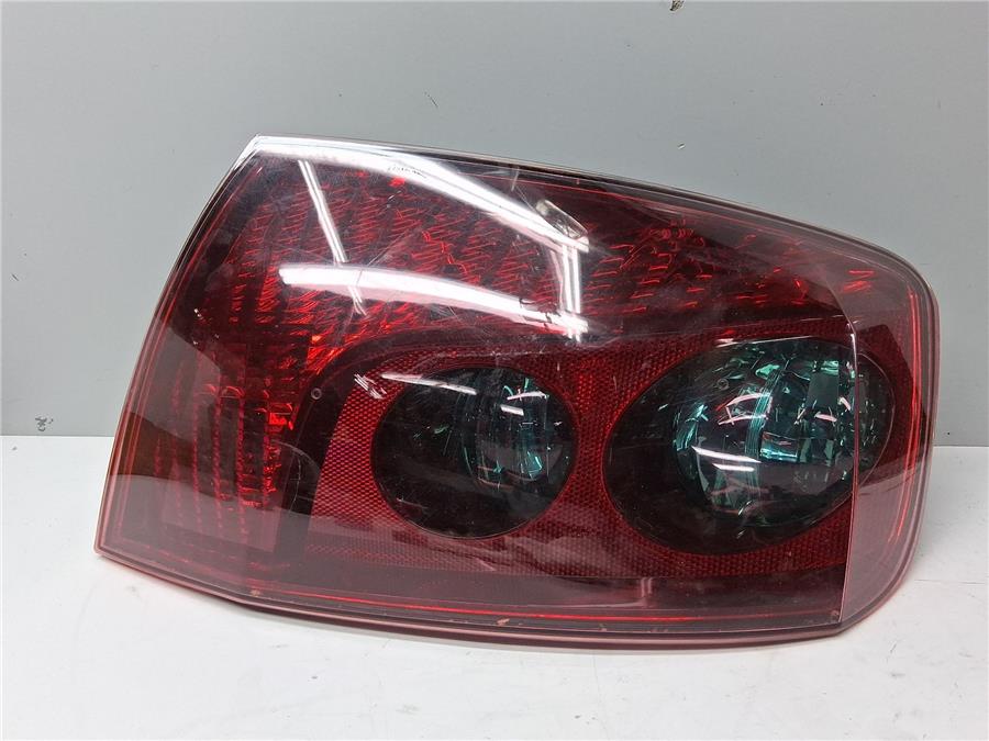 ojal piloto trasero derecho peugeot 407 (6d_) 2.0 hdi 135 (6drhrh, 6drhre, 6drhrg, 6drhrj)