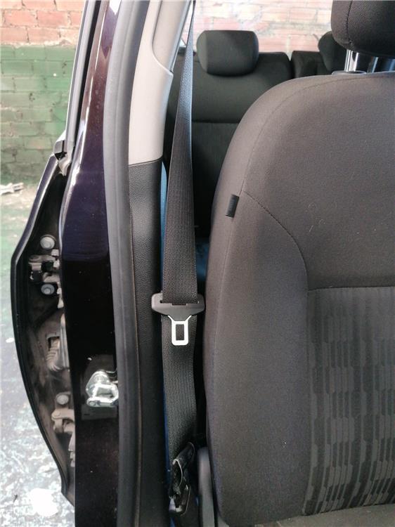 cinturon seguridad delantero derecho opel zafira tourer 2.0 cdti (131 cv)