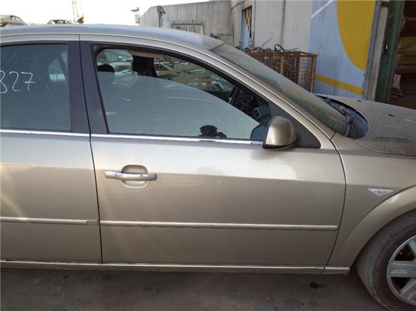 puerta delantera derecha ford mondeo berlina