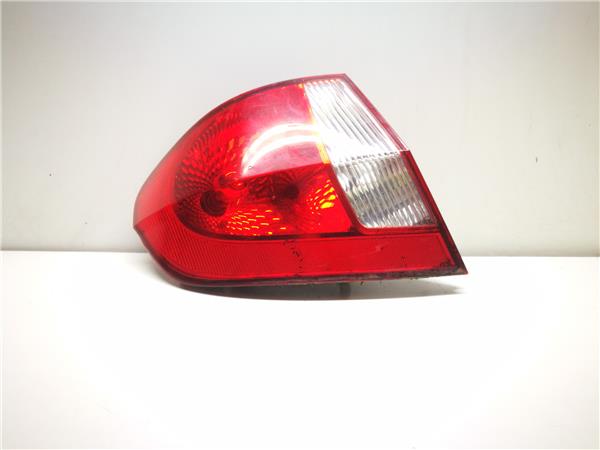 piloto trasero izquierdo hyundai getz 15 crdi