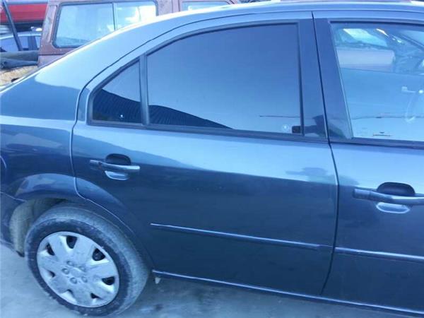 puerta trasera derecha ford mondeo berlina 20
