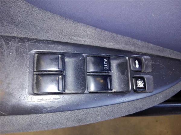botonera puerta delantera izquierda nissan pr