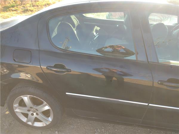 puerta trasera derecha peugeot 407 20 16v hdi