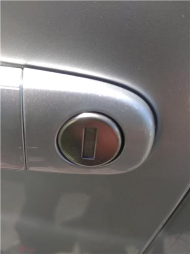 bombin puerta delantera izquierda volkswagen