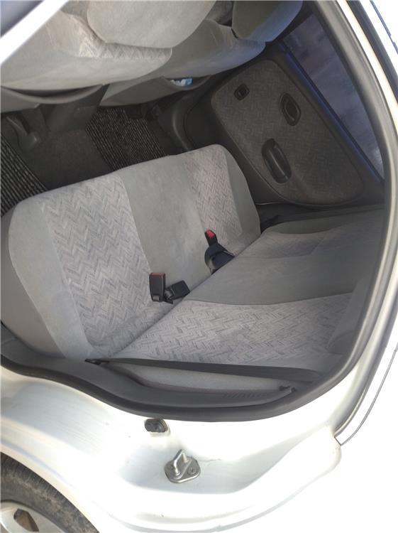 asientos traseros suzuki baleno berlina sy 1.9 turbodiesel (75 cv)