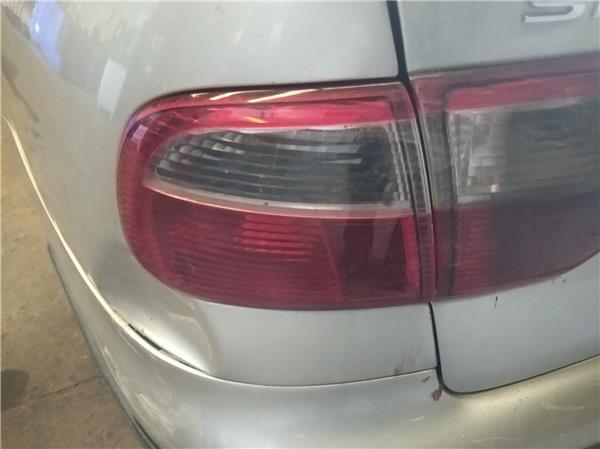 piloto trasero izquierdo seat toledo 19 tdi 1