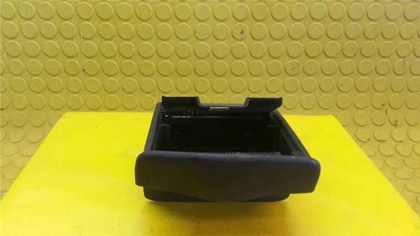 cenicero hyundai elantra 16 16v 107 cv