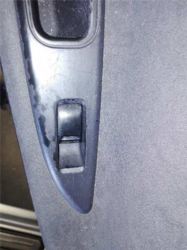 botonera puerta trasera izquierda nissan prim
