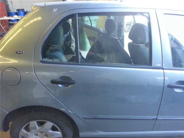 puerta trasera derecha skoda fabia 19 sdi 64