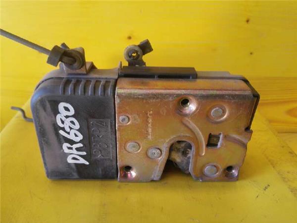 cerradura puerta delantera derecha peugeot 40