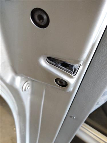 cerradura puerta trasera izquierda skoda octa