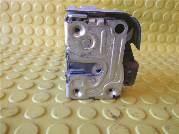 cerradura puerta delantera derecha renault cl