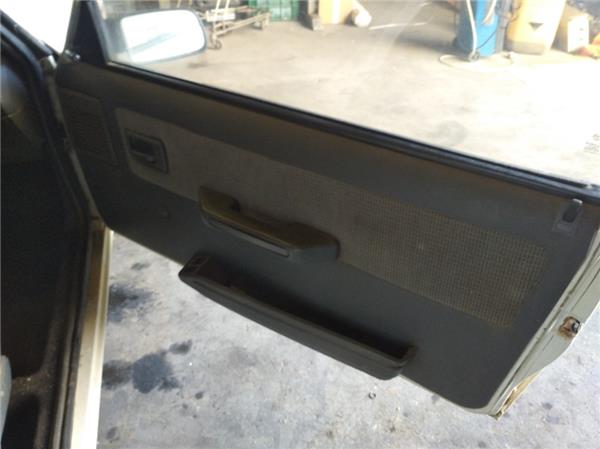 guarnecido puerta delantera derecha peugeot 2