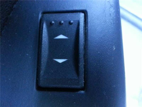 botonera puerta trasera izquierda ford mondeo