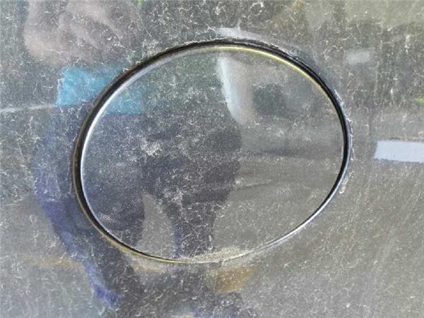 tapa exterior combustible volkswagen polo 14