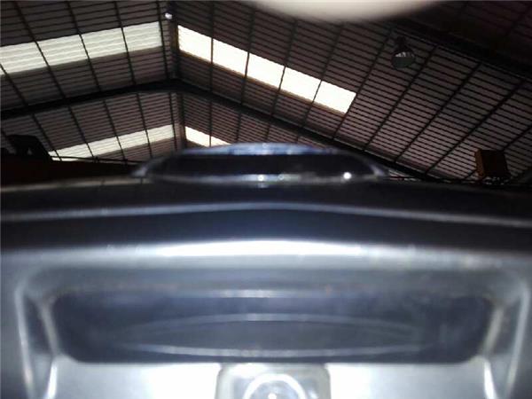 maneta exterior porton nissan primera berlina