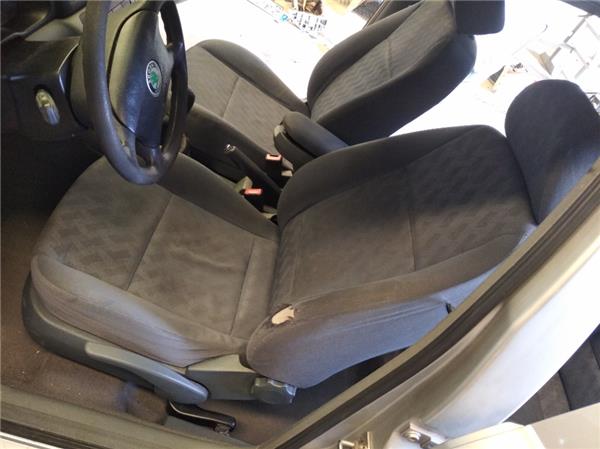 asiento delantero izquierdo skoda octavia ber
