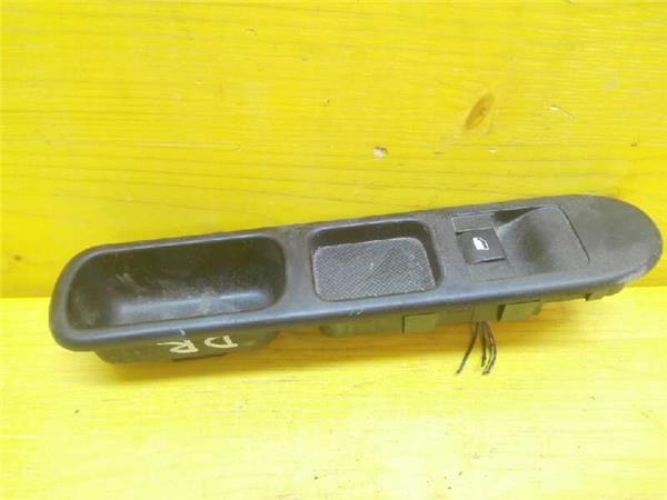 botonera puerta delantera derecha peugeot 307