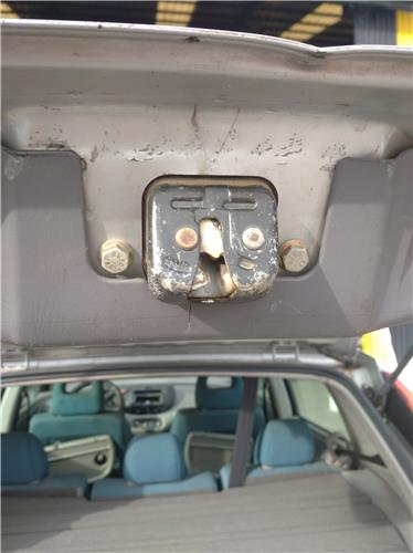 cerradura porton nissan almera tino 22 16v tu