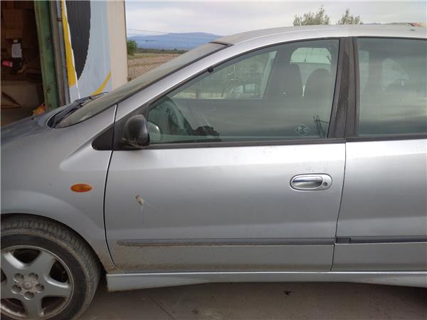 puerta delantera izquierda nissan almera tino