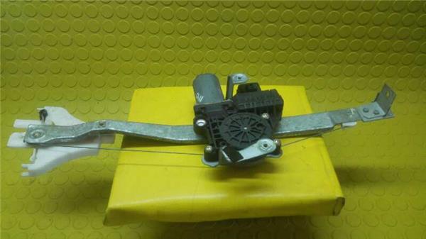 elevalunas electrico trasero derecho ford mon