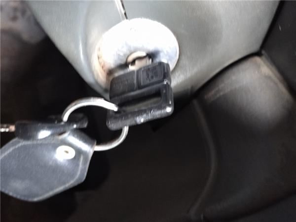 clausor peugeot 205 berlina 021983 14 genera