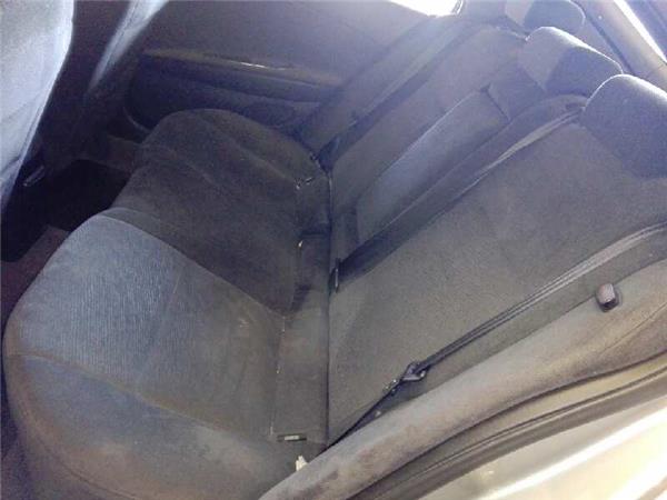 asientos traseros nissan primera berlina 19 1