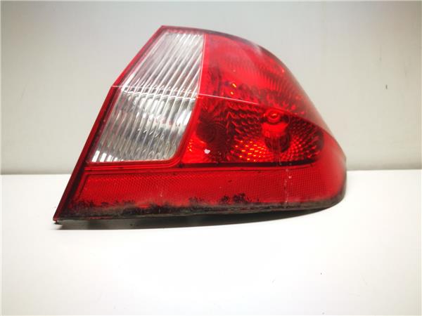 piloto trasero derecho hyundai getz 15 crdi 8