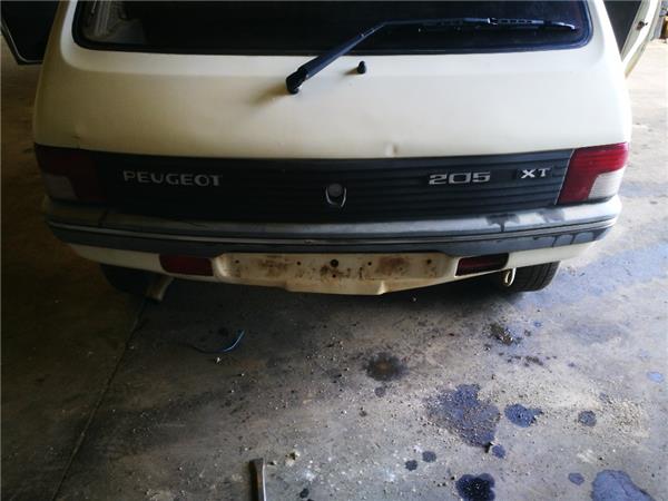 paragolpes trasero peugeot 205 berlina 021983
