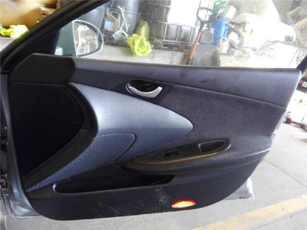 guarnecido puerta delantera derecha nissan pr